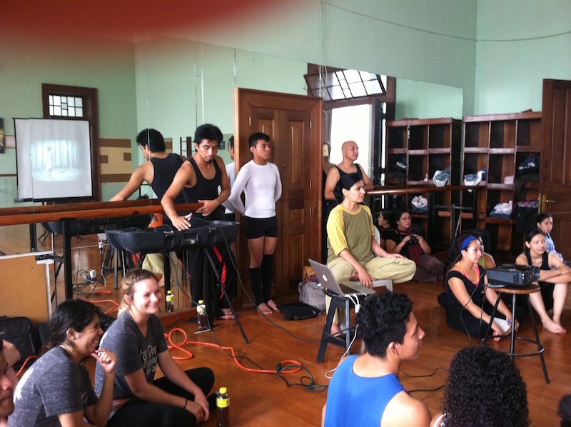 Screening of Sans Souci Festival of Dance video selection at the Universidad de San Carlos, Guatemala City, Guatemala, 2014. Image courtesy of Universidad de San Carlos